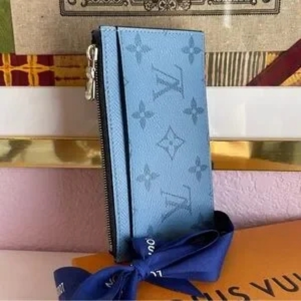 RARE 2020 Ghesquière Taigarama Coin Card Holder Wallet Blue Lagoon